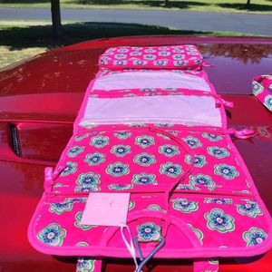 Vera Bradley hanging organizer